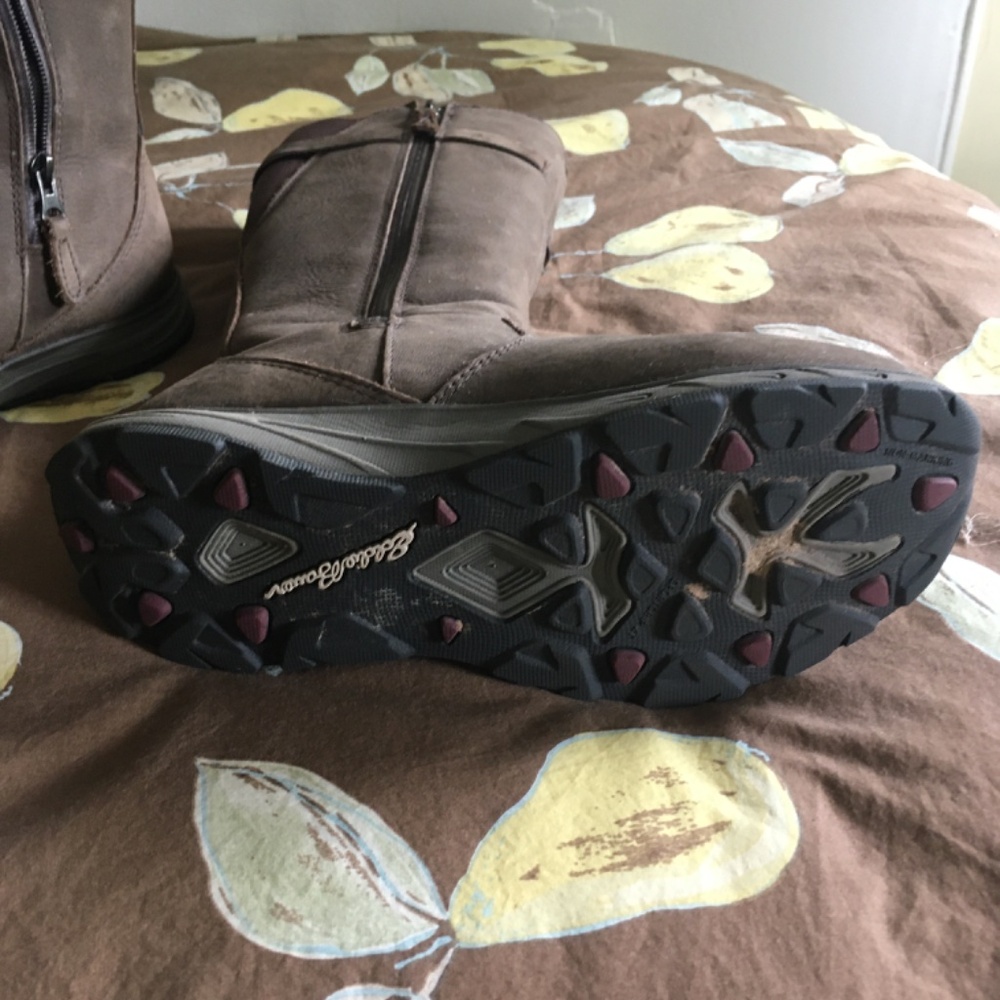Boots - Picture 3 of 7